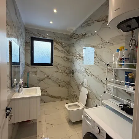 Mali I Robit Cozy Appartement